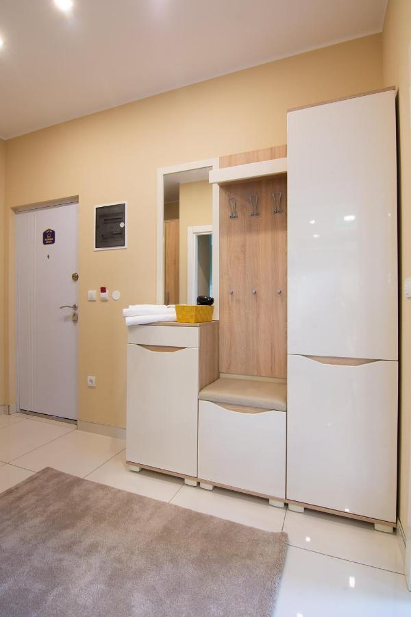 Jana Apartmani Belgrade Exterior photo