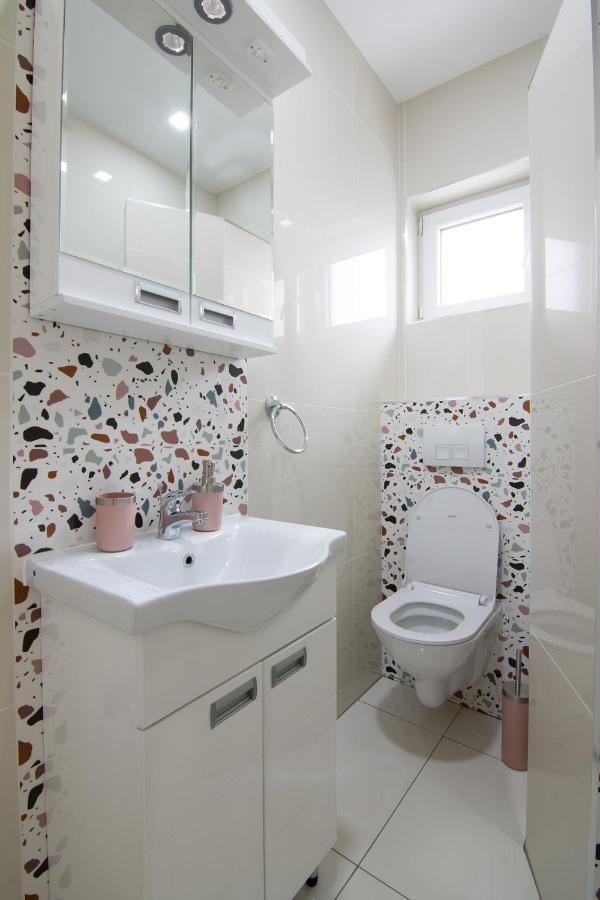 Jana Apartmani Belgrade Exterior photo